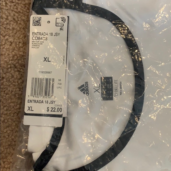 Men’s ADIDAS “entrada 18 jersey” - Picture 4 of 5